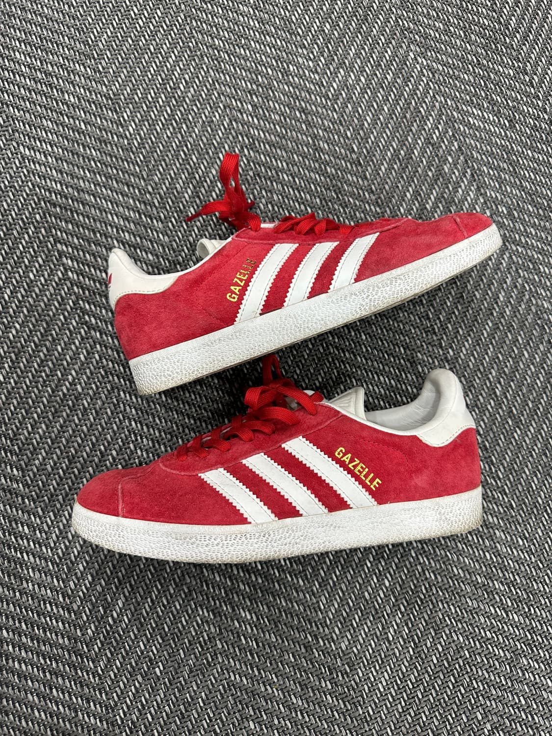 아디다스 가젤 레드 스웨이드 상품이미지1
