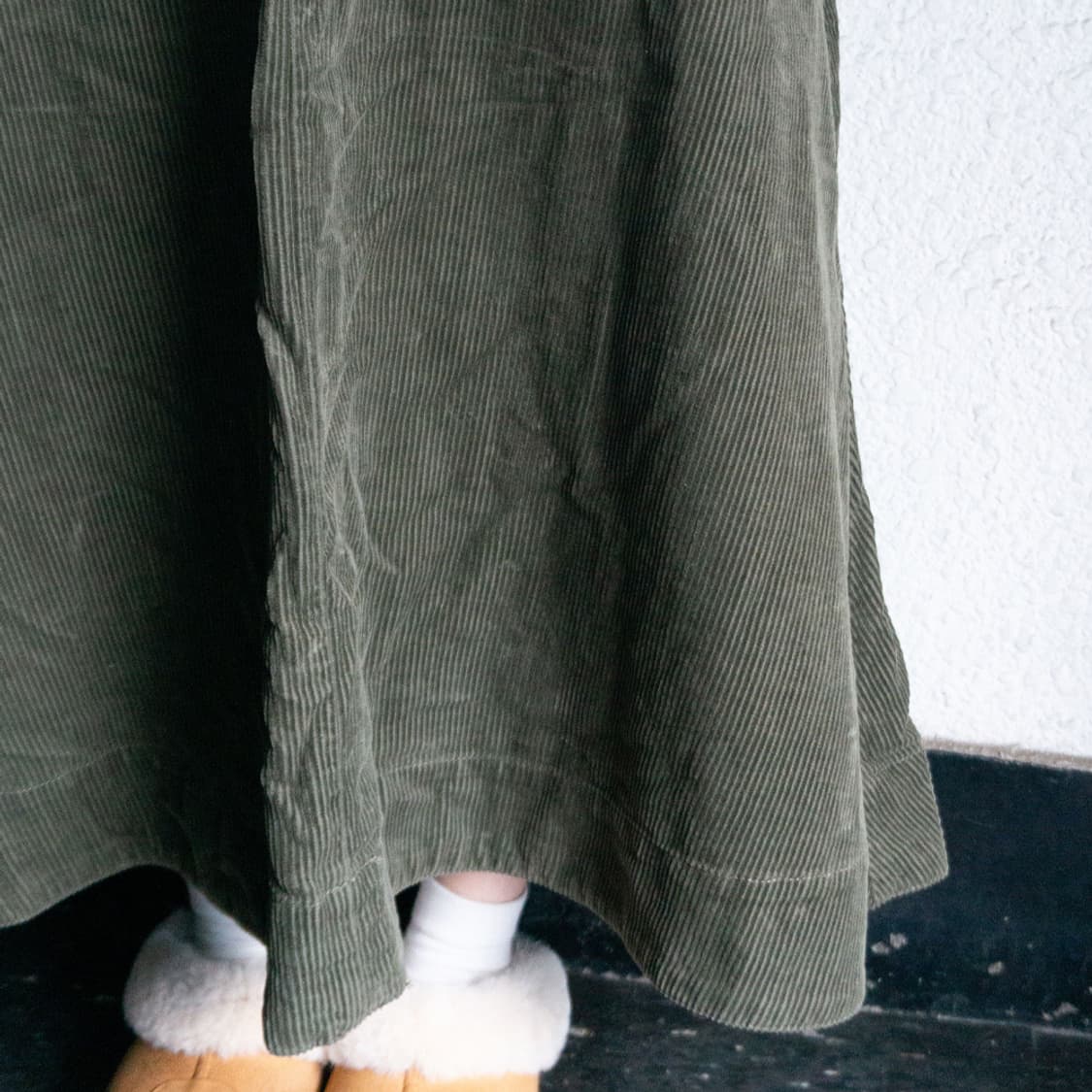 [NIKO AND …] 코듀로이 롱스커트 (KHAKI) 상품이미지10