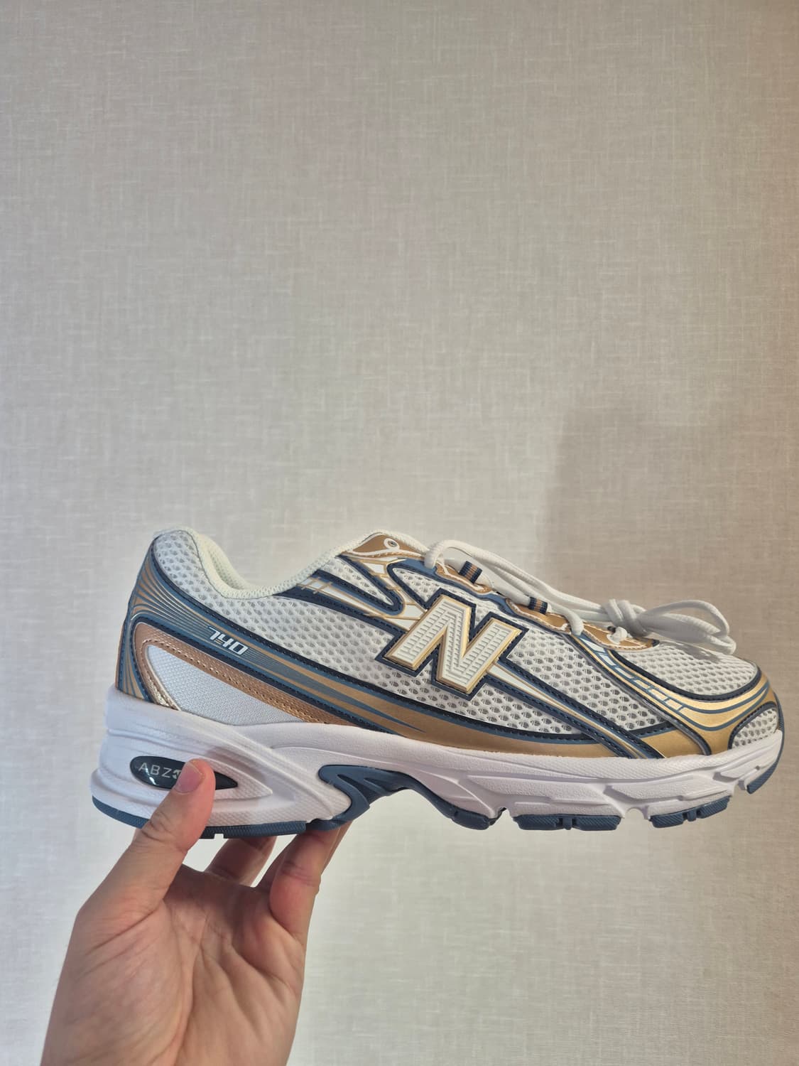 [새상품/285] 뉴발란스 740v2 헤론 블루 빈티지 인디고 상품이미지1