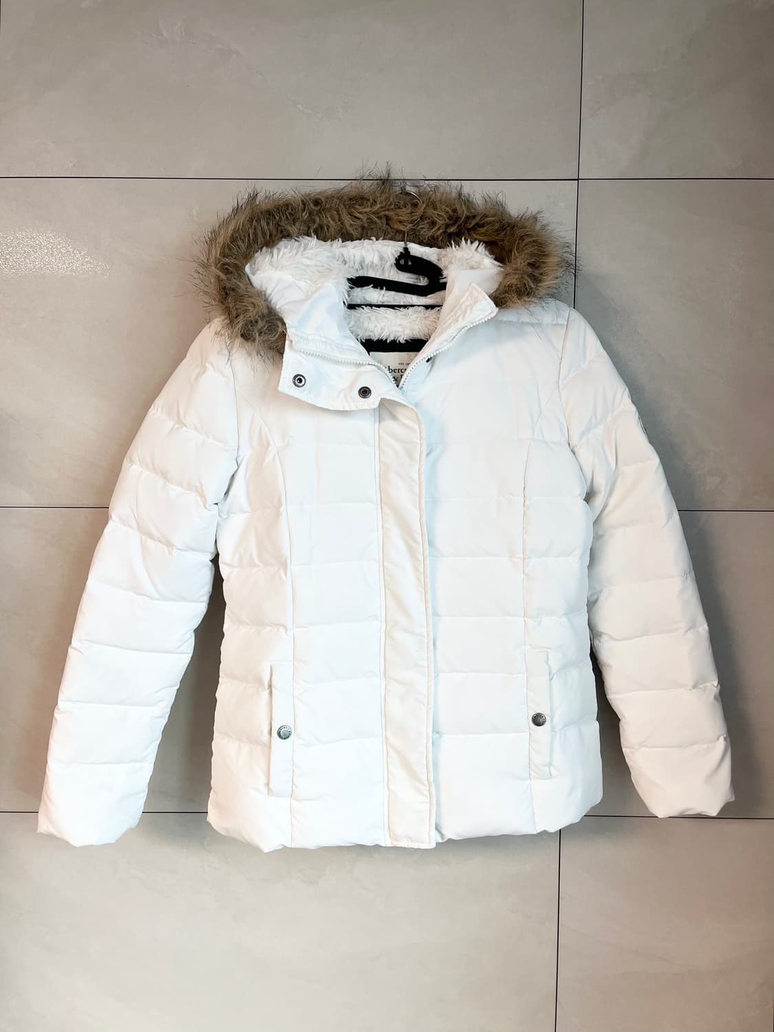 아베크롬비 울프죠 화이트 패딩 [M] 상품이미지1