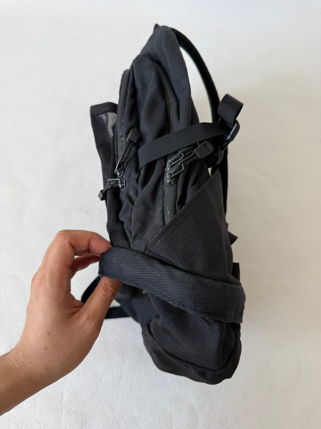 올드 노스페이스(THE NORTH FACE) 20L 백팩(지퍼테입 손상) 상품이미지4