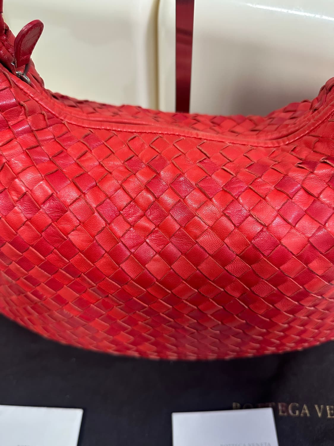 [A 정품] 보테가베네타 호보백 스몰 호보백 레드 상품이미지6