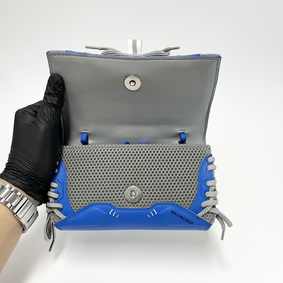 발렌시아가 스니커즈백 상품이미지6