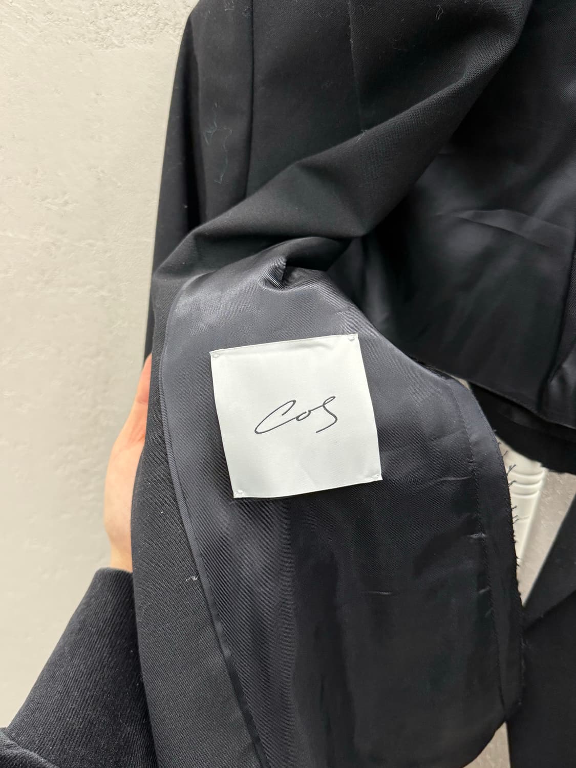 COS 블랙 크롭 자켓 EUR 34 상품이미지4