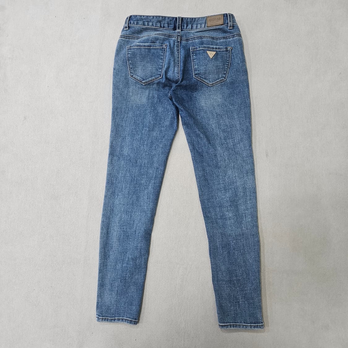 26 게스 여성 슬림핏 데님 팬츠 0402Y 상품이미지2