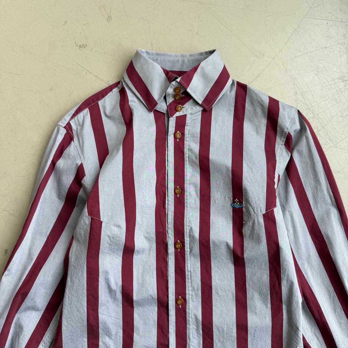 비비안 웨스트우드 맨 스트라이프 셔츠 상품이미지3