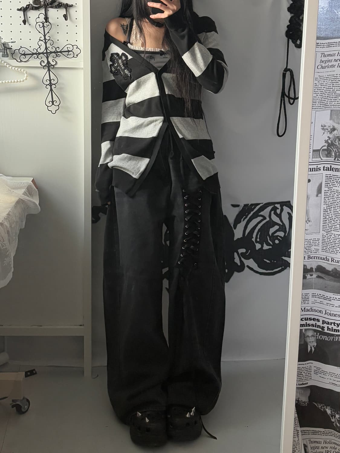 • striped cross-patch cardigan 상품이미지3