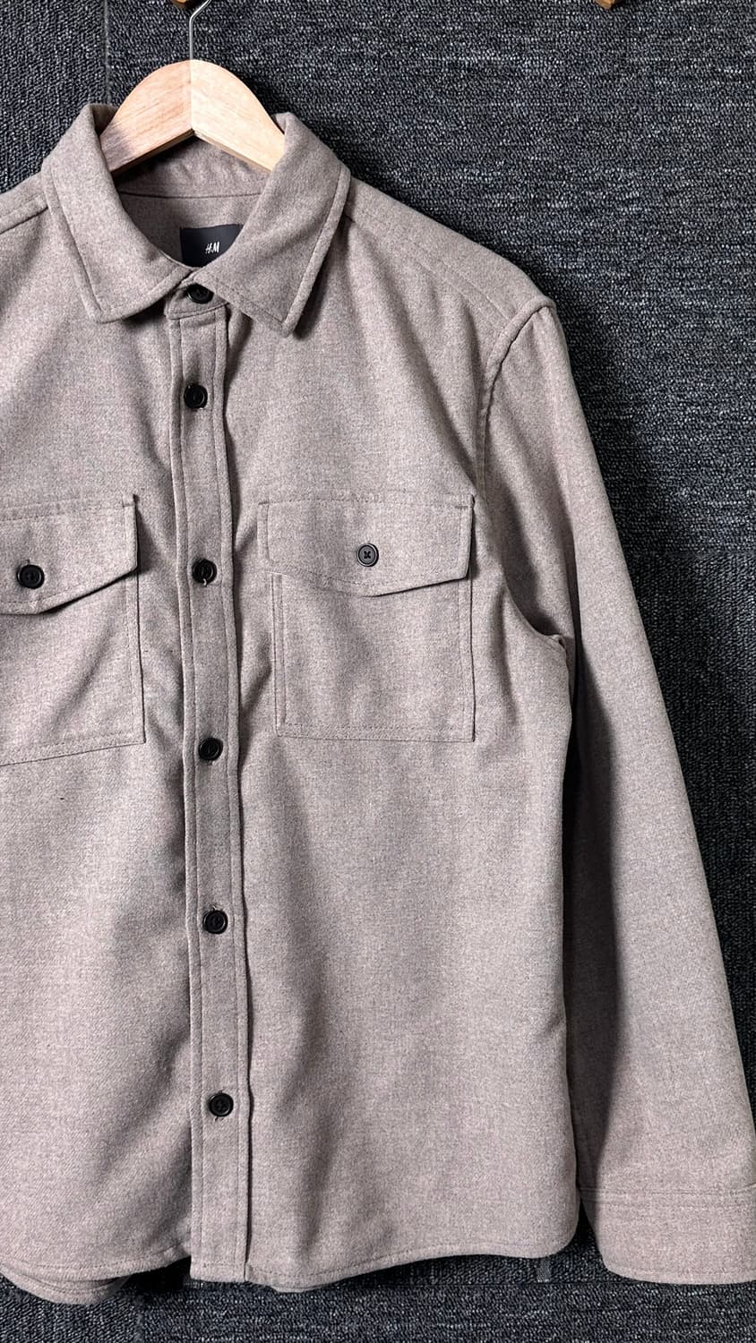 H&M 릴렉스핏 셔츠형 자켓 M 상품이미지3