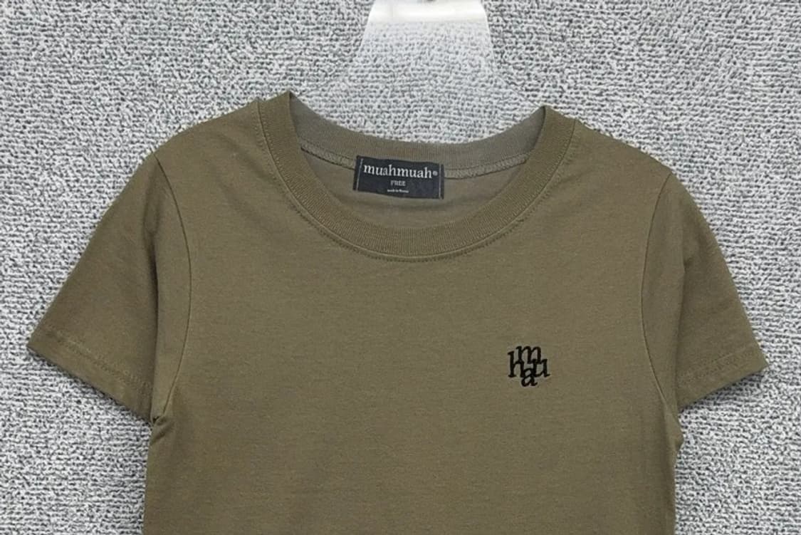 무아무아 카키 로고 숏 반팔티 FREE 상품이미지3