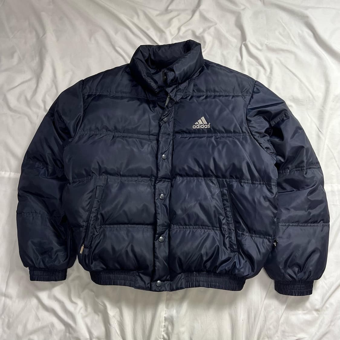 아디다스 덕다운 숏패딩 상품이미지3