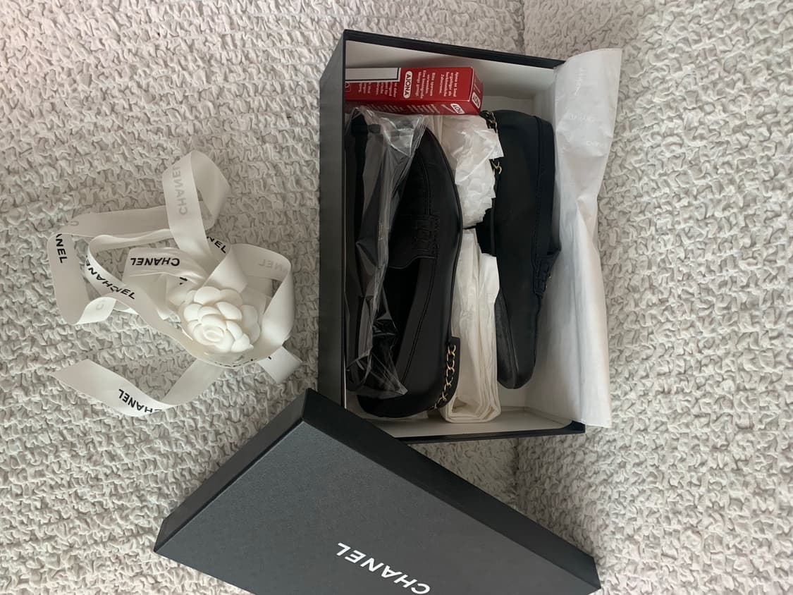 [정품] 샤넬 19 체인 모카신 로퍼 G35067 / 37사이즈 상품이미지1