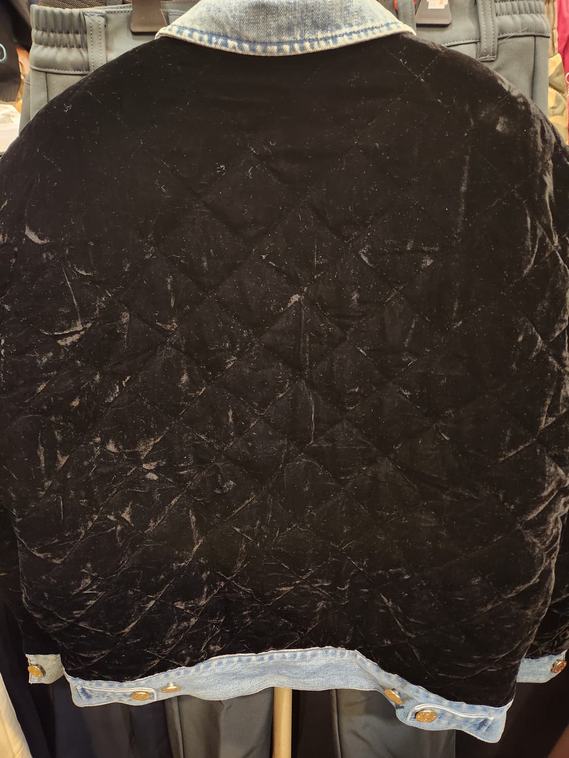 산드로 블랙 벨벳 데님배색 퀼팅자켓 상품이미지5