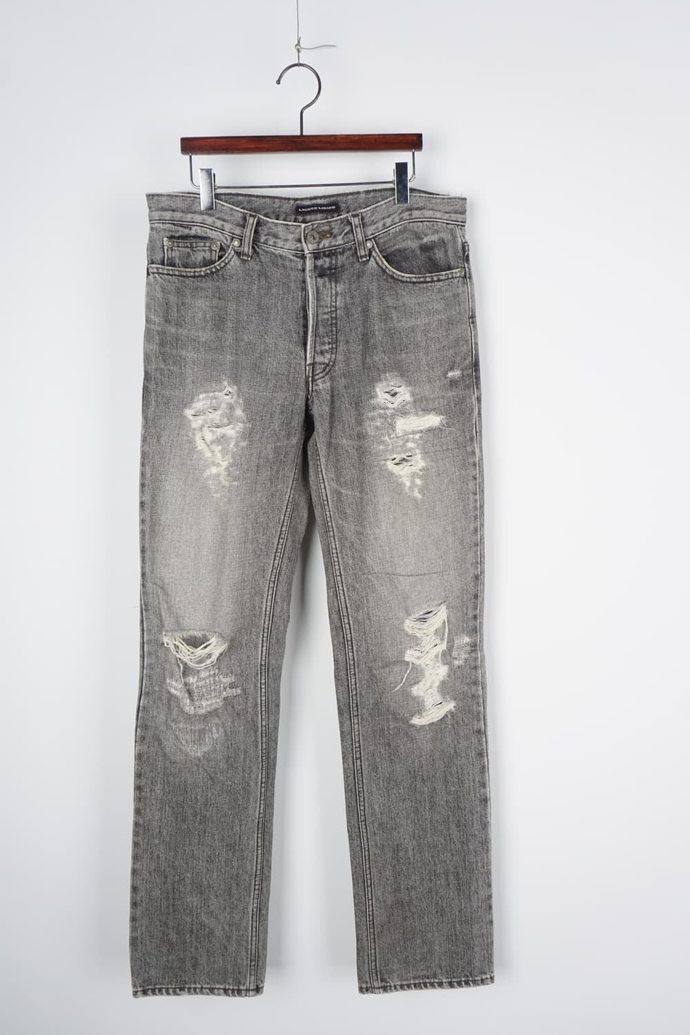  LOUNGE LIZARD destroyed denim pants 상품이미지1