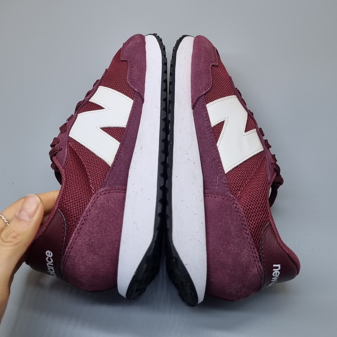 뉴발란스 237 버건디 여성운동화240  상품이미지5