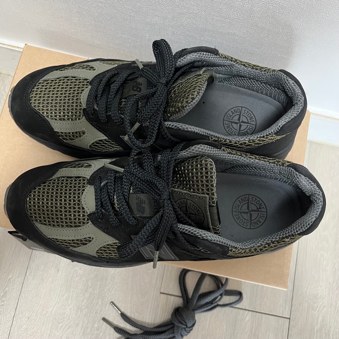 뉴발x스톤 991v2 블랙 올리브나이트 280 상품이미지2