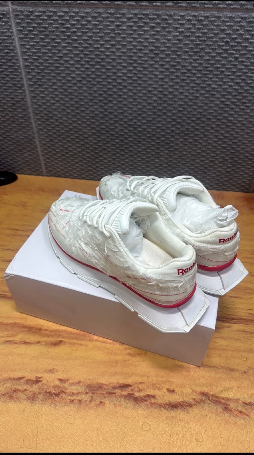 리복 X 강혁 클래식 레더 LTD 화이트 레드 290 상품이미지3