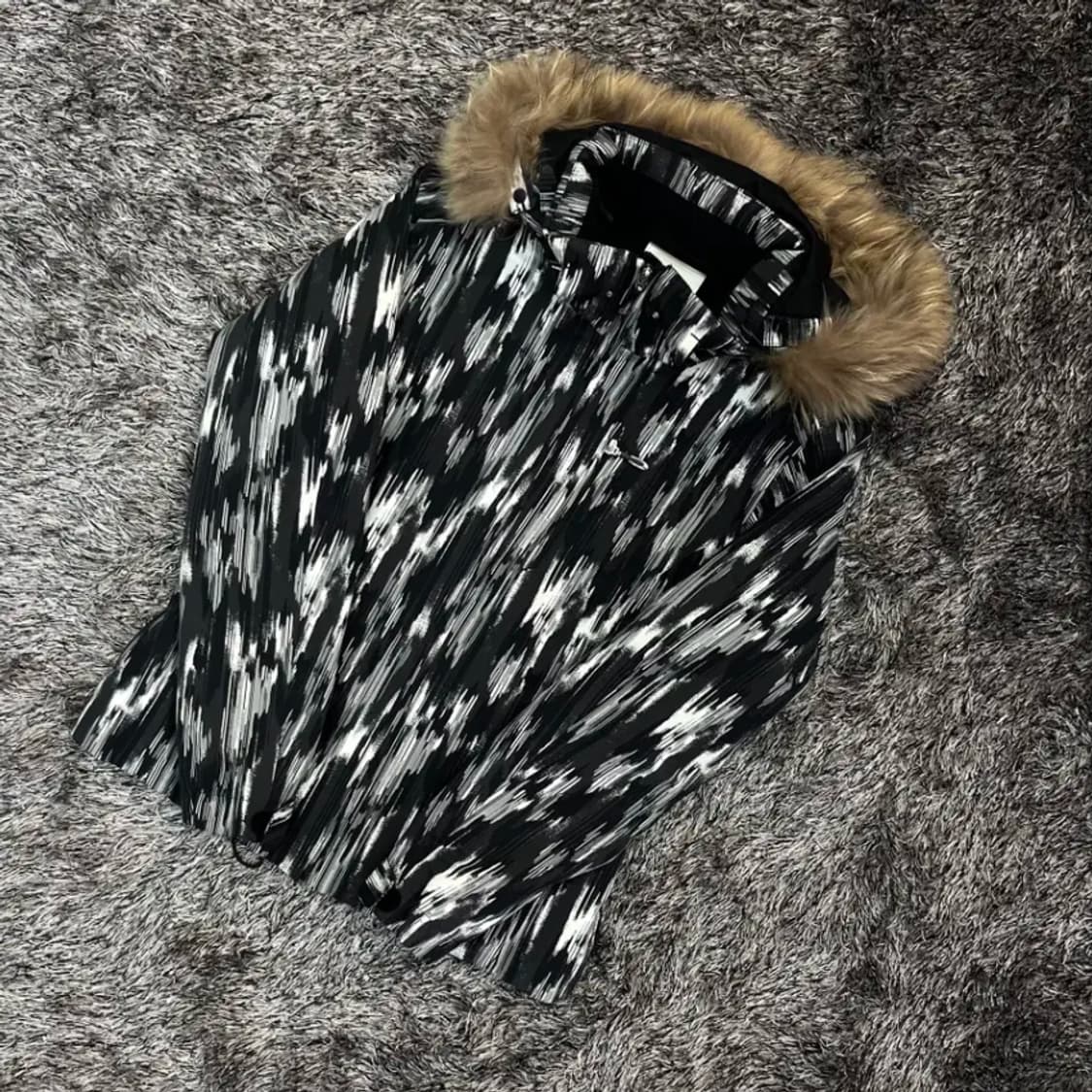 데상트 여성 라쿤 숏패딩 (90) 상품이미지1