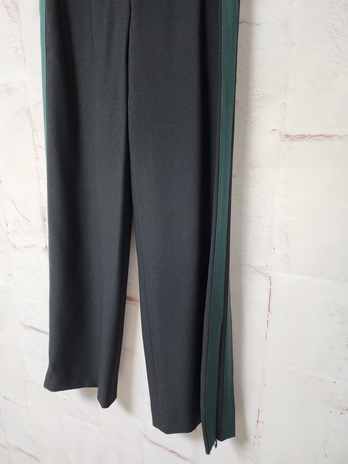 블랙 색상의 한섬 트레이닝 와이드 팬츠 상품이미지3