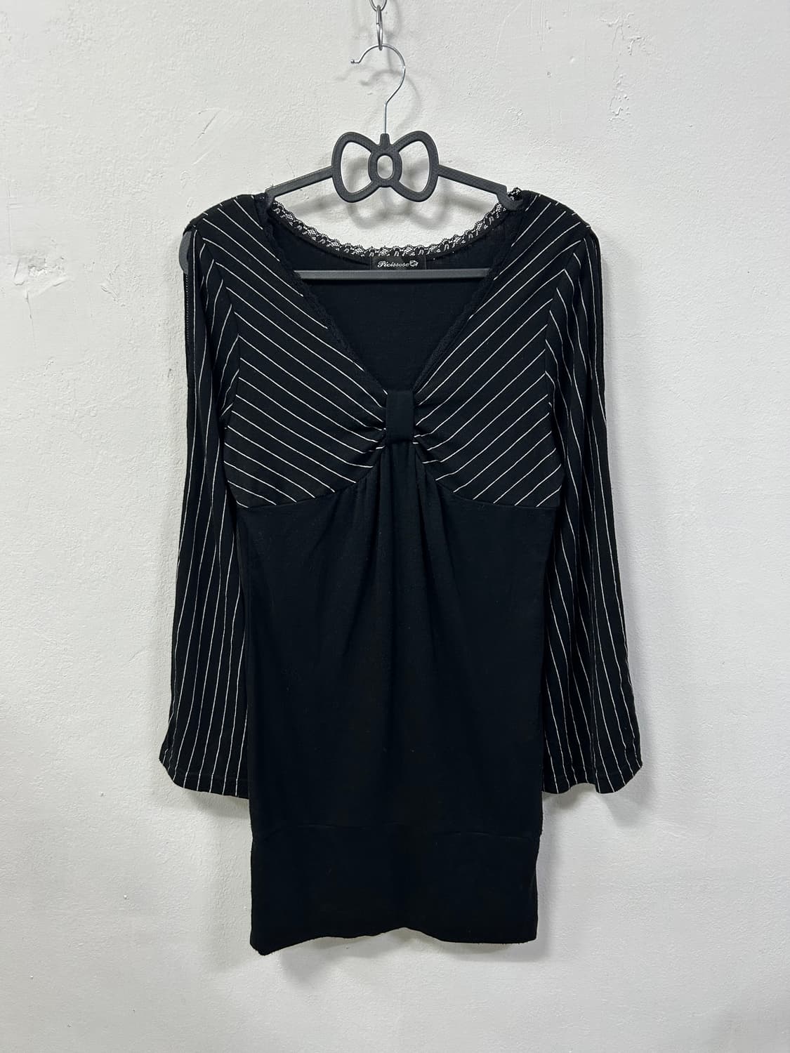 [PICISCASE] 오네갸루 트임 리본 스트라이프 롱슬리브 상품이미지5