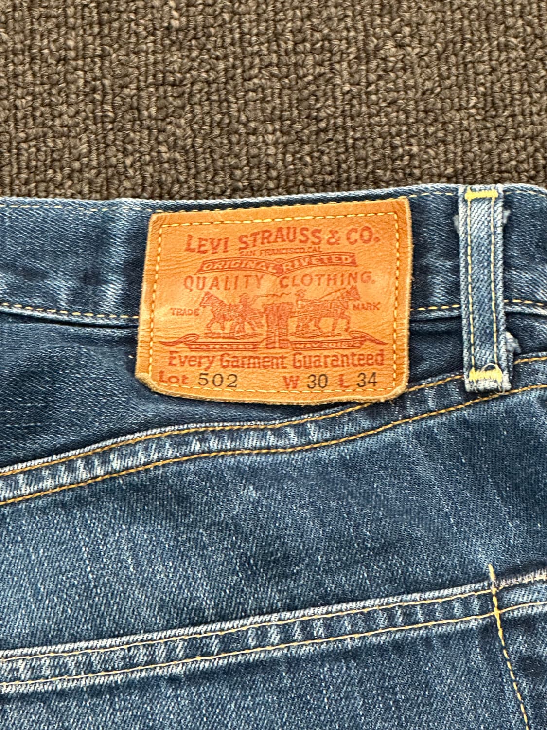 30x34)리바이스 빈티지 502 여성 중청 데님팬츠 상품이미지3