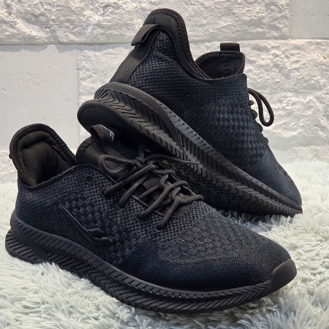 1q-22:프로스펙스 니트 러닝화 올블랙 (250mm)-거의새거 상품이미지4