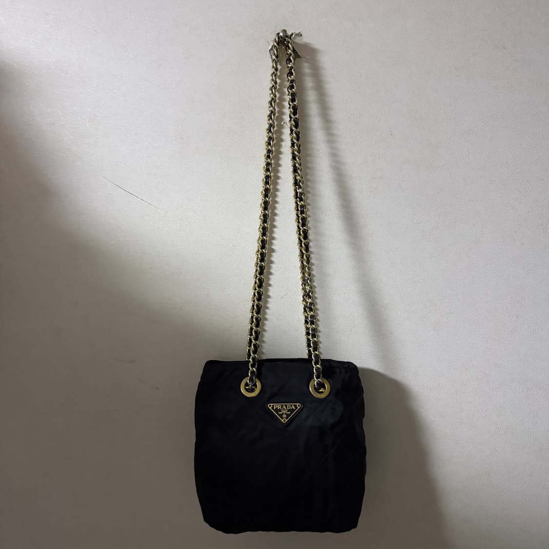 프라다 포코노 나일론 미니 퀄팅 금장 크로스백 상품이미지10