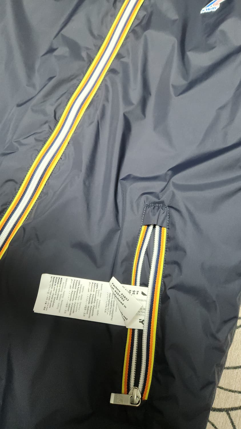 까웨 리버시블 다운패딩 M사이즈 미시착제품 상품이미지4