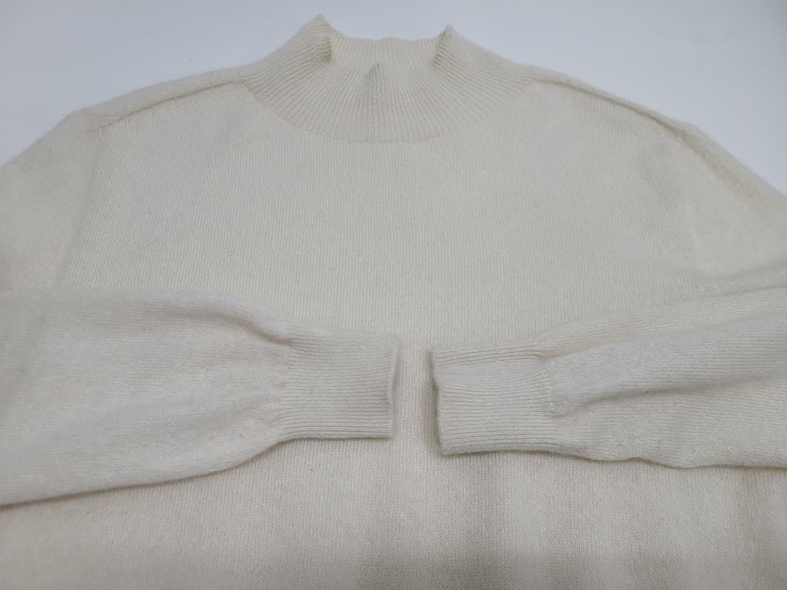 캐시미어 100% 무지 니트 / 여 M (FREE) 아이보리
 상품이미지4