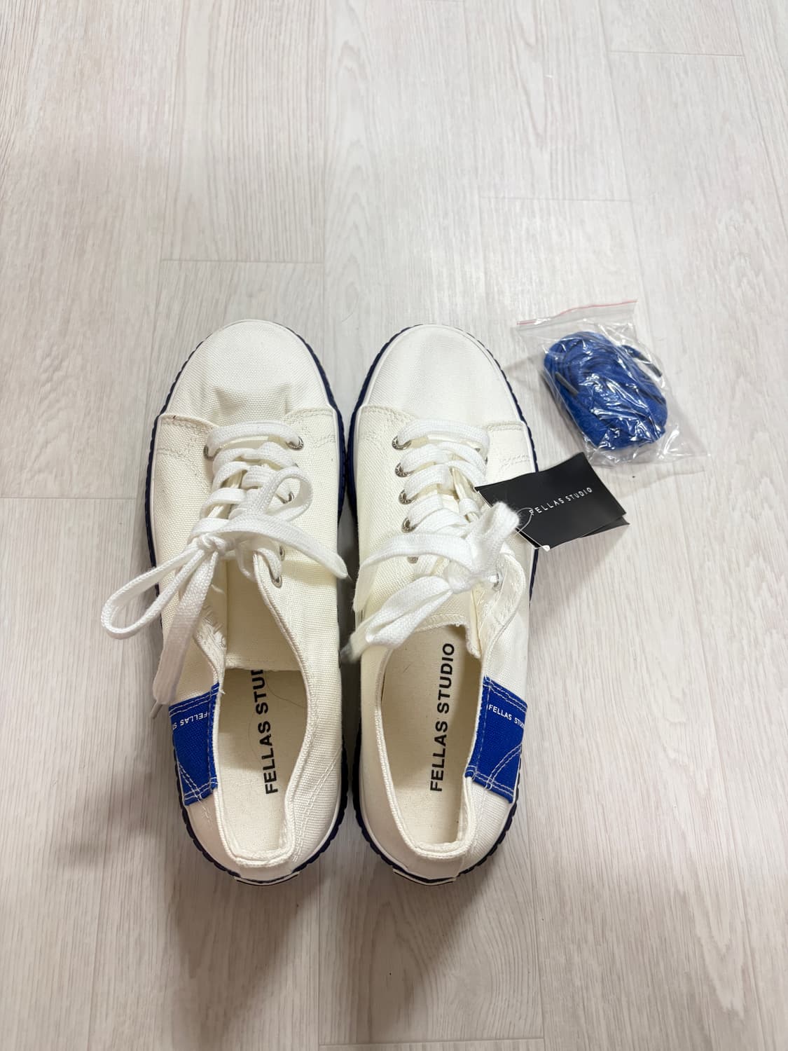 (새상품) 펠라스스튜디오 스니커즈 블루 270 상품이미지2