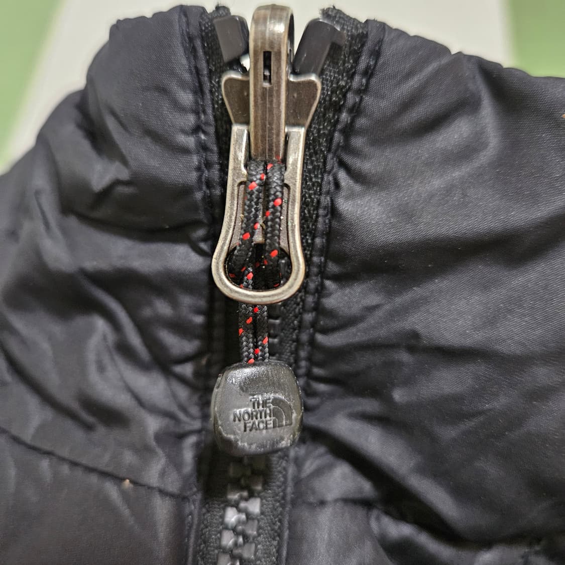 노스페이스 600 경량 패딩 상품이미지3