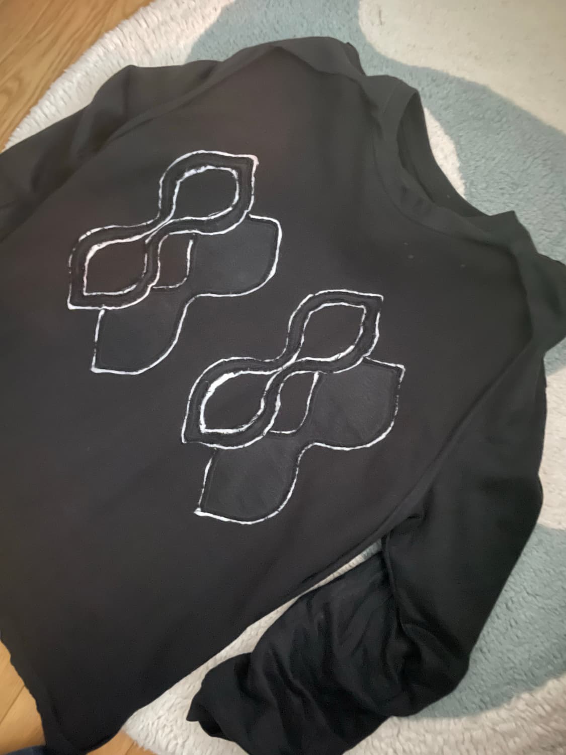 Archaic forme 검은색 롱슬리브 상품이미지2