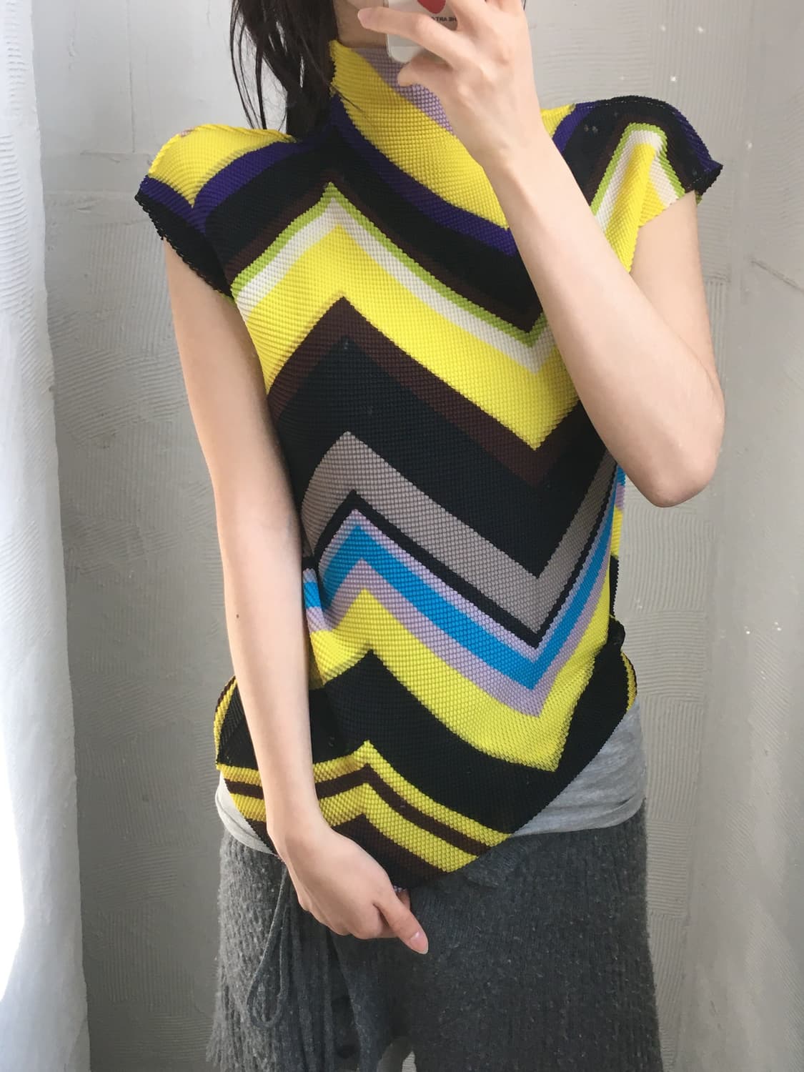 me Issey Miyake me이세이미야케 지그재그 목폴라 나시  상품이미지2