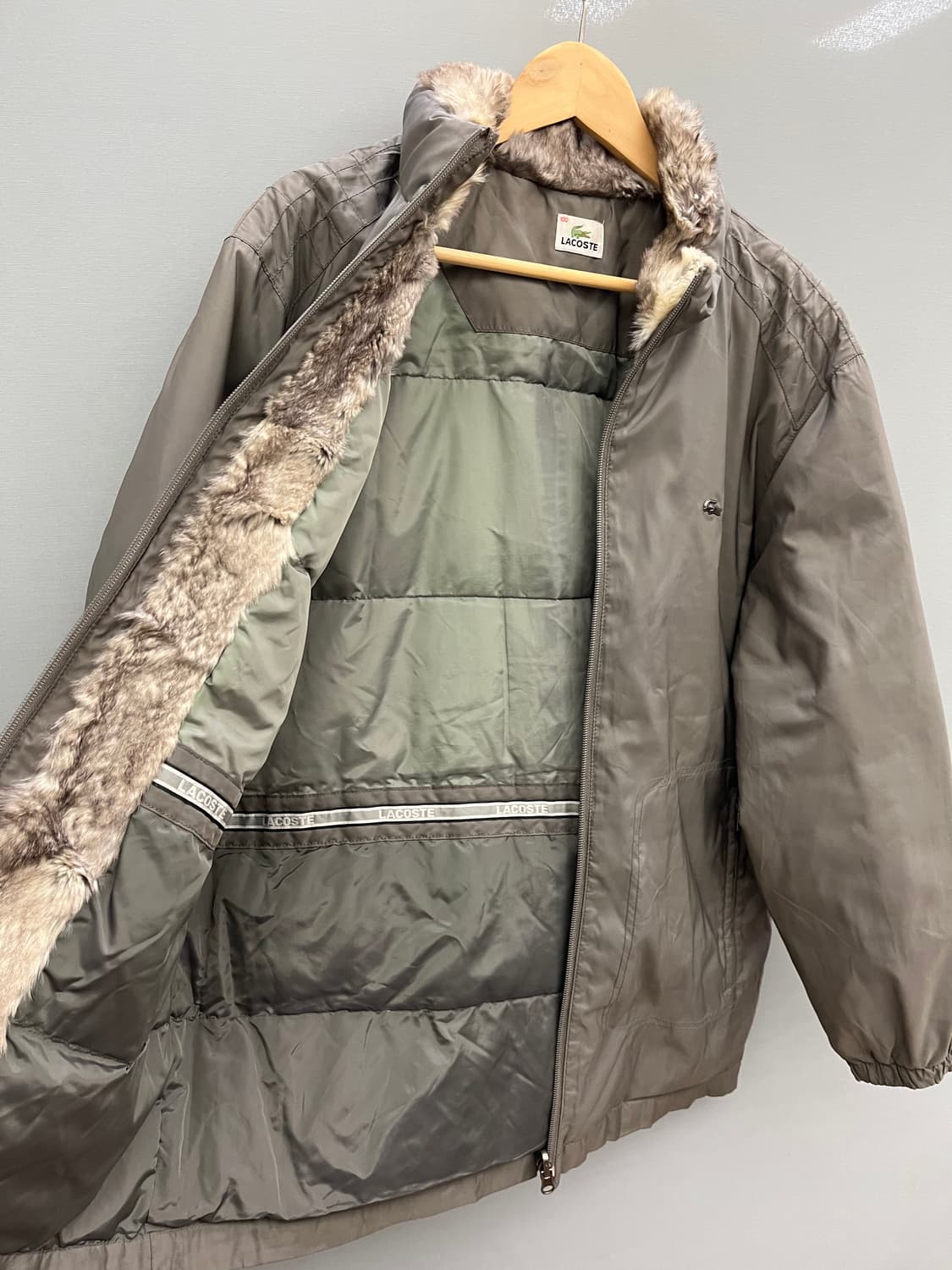 라코스테 남성 토끼퍼 덕다운 경량패딩 브라운 상품이미지9