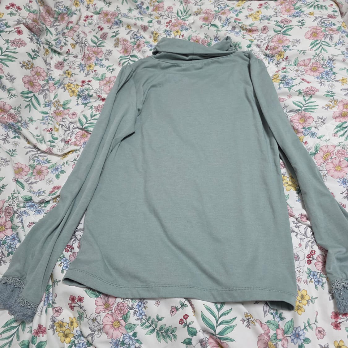 엑시즈팜 일본빈티지)양산형 민트그린모리걸 레이스 큐빅 폴라긴팔티셔츠 상품이미지3