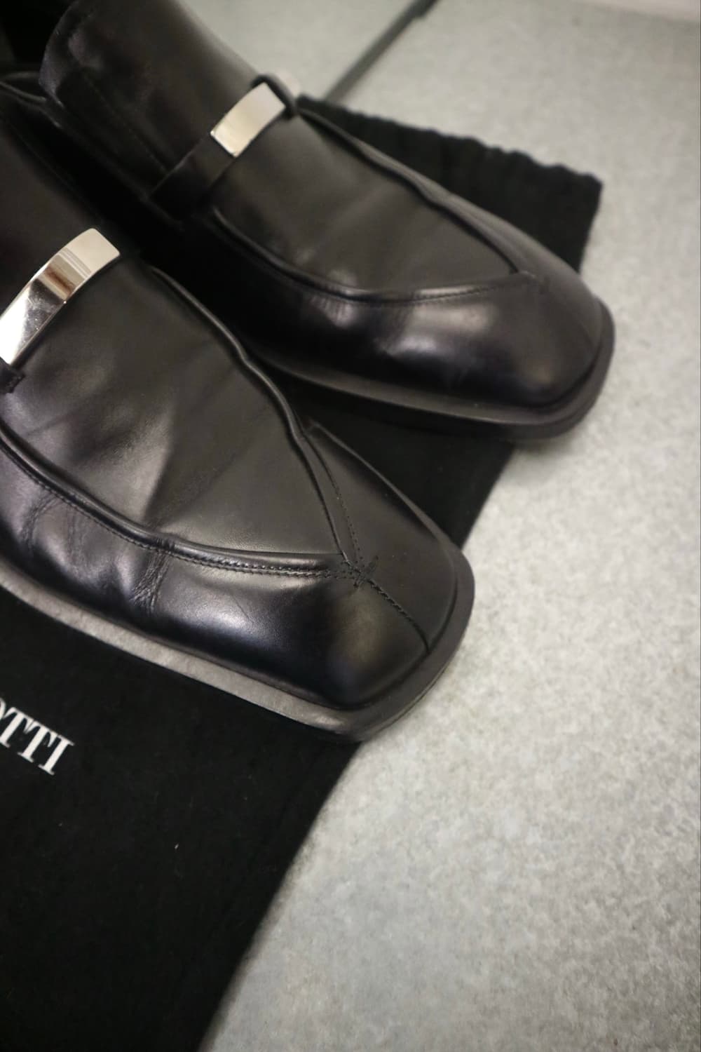 Cesare Paciotti leather lofers 상품이미지5