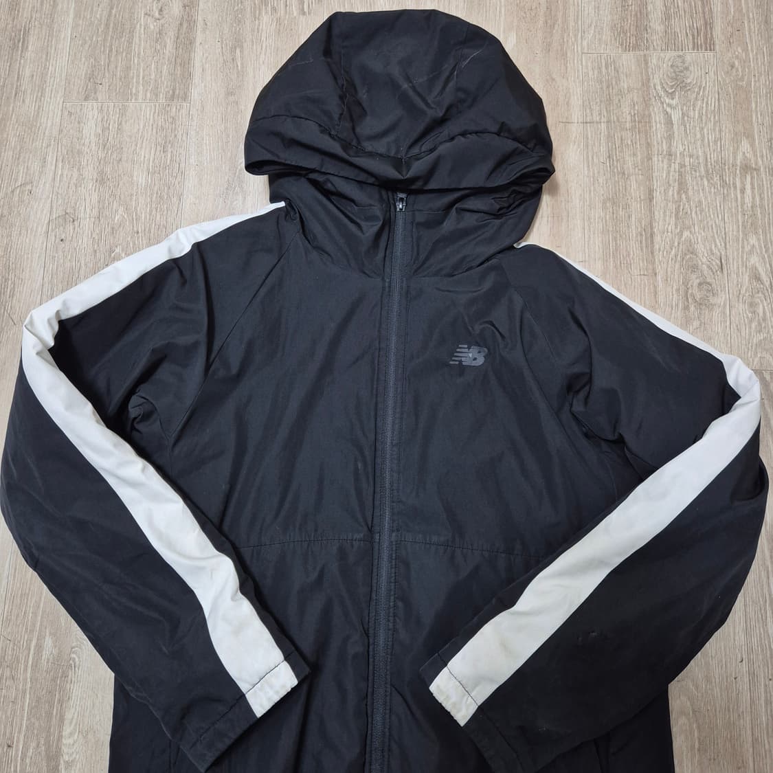 뉴발란스 사이드라인 다운 후드 롱패딩 점퍼 상품이미지2