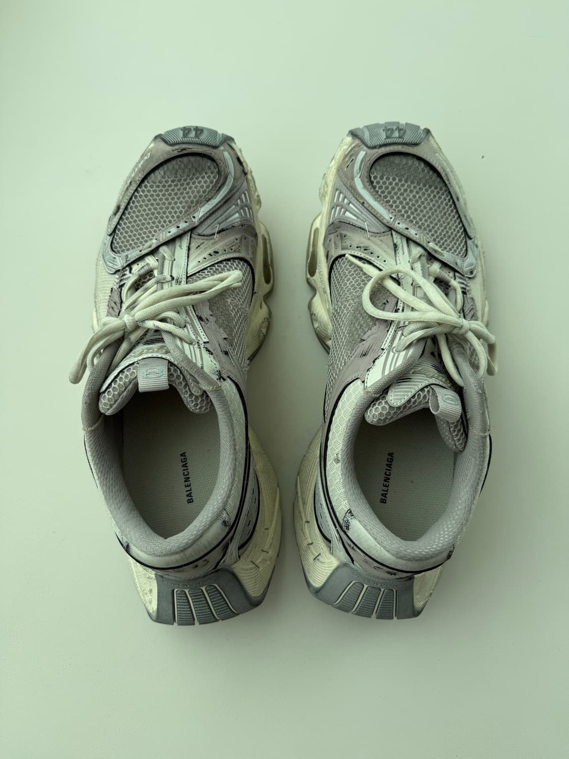 발렌시아가 스테이플러 에그쉘 44 사이즈 상품이미지5