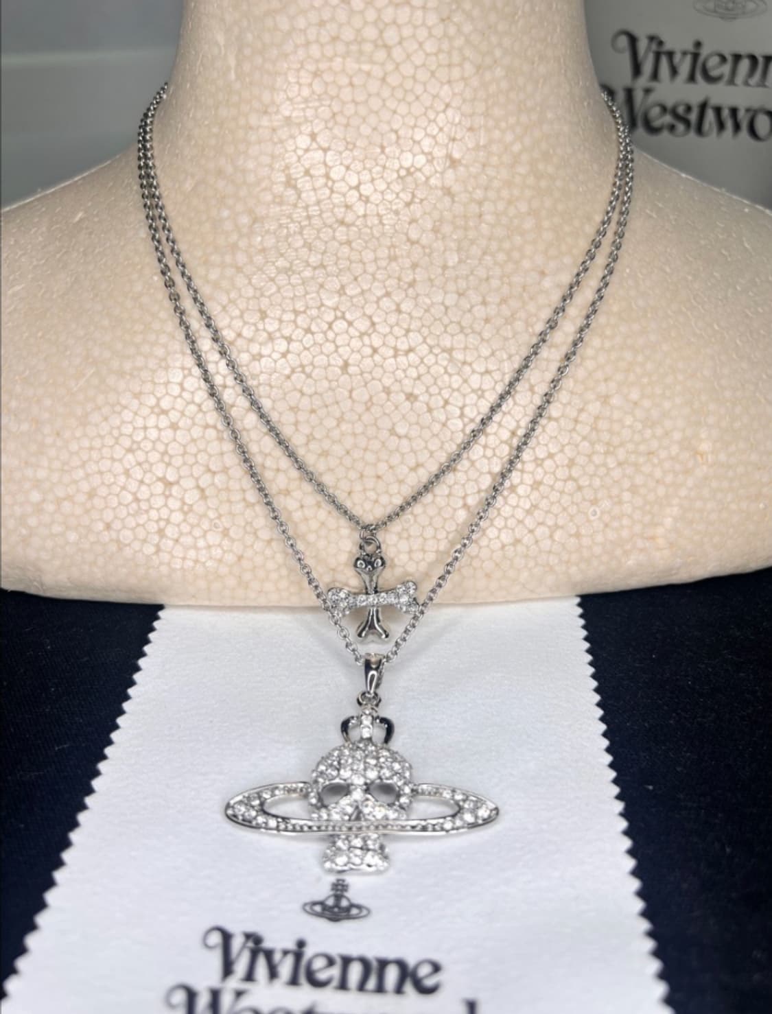 비비안웨스트우드 아카이브 화이트 크리스탈 스컬헤드 레이어 팬던트 목걸이 상품이미지2