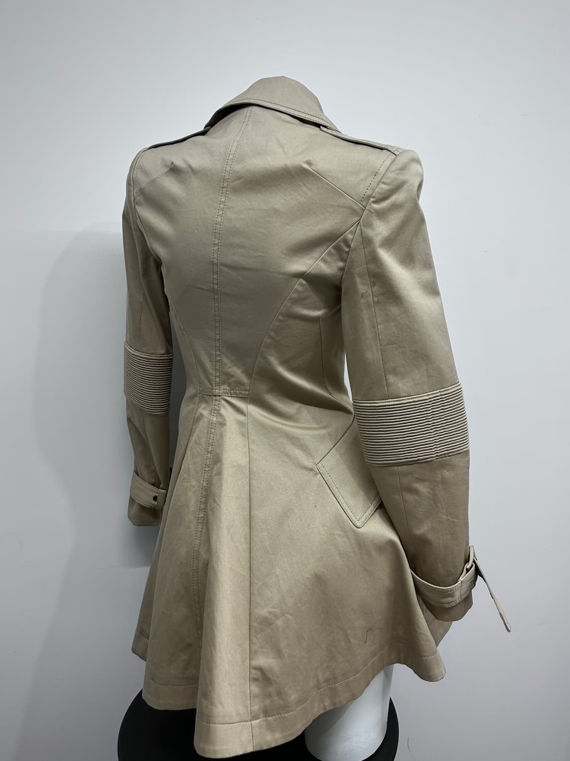 알렉신더 맥퀸 엘라스틱 사선 트렌치 코트 상품이미지3