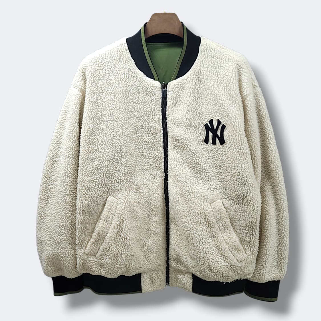 [L/100] MLB 뉴욕 양키즈 리버시블 쉐르파 바시티 자켓 상품이미지2