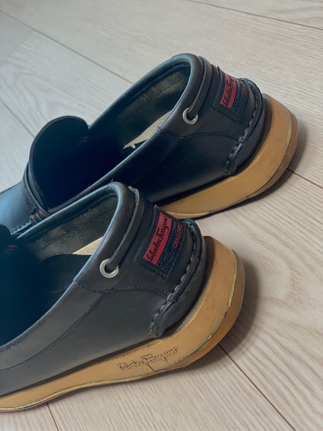 페라가모 여성용 가죽 보트슈즈 네이비 245~250mm사이즈 상품이미지8