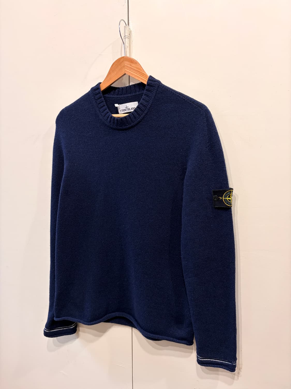 스톤아일랜드 와펜 울 니트 스웨터 상품이미지1