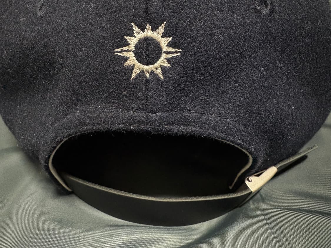 헬로선라이즈 H 로고 울 볼캡 (다크 네이비) 상품이미지4