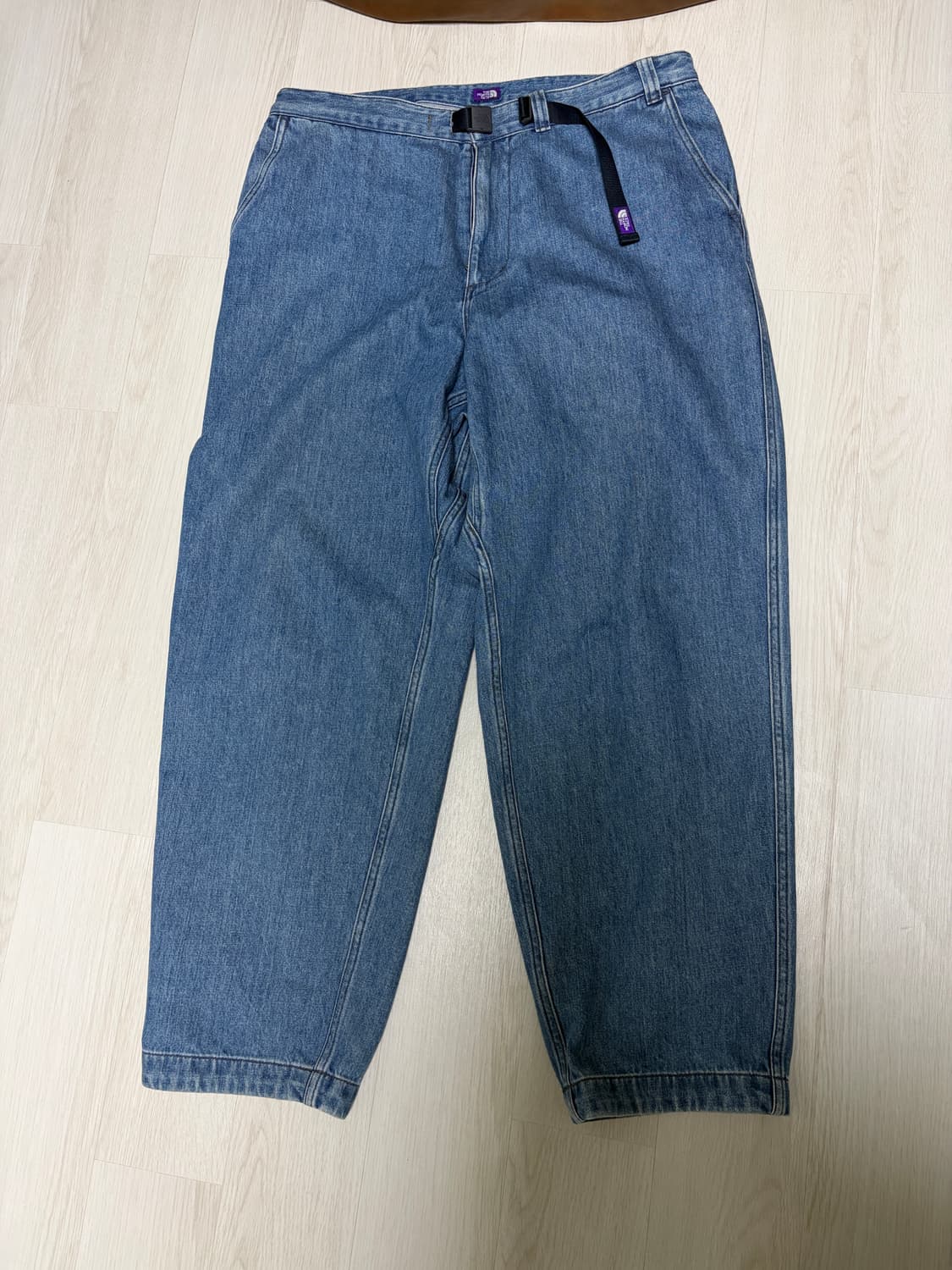 노스페이스 퍼플라벨 와이드 테이퍼드 데님 인디고 블리치 상품이미지1