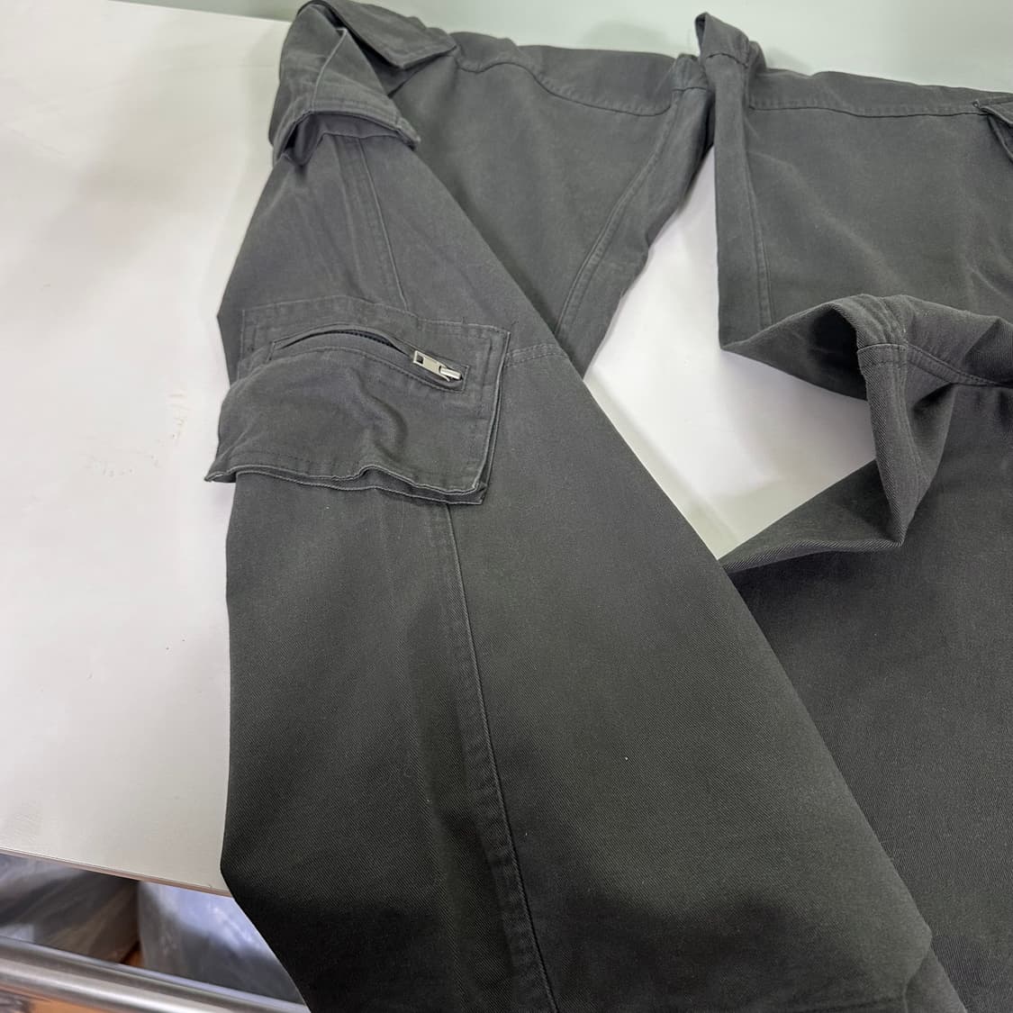 L 감마갤러리 진그레이 와이드핏 멀티카고 코튼팬츠 상품이미지4