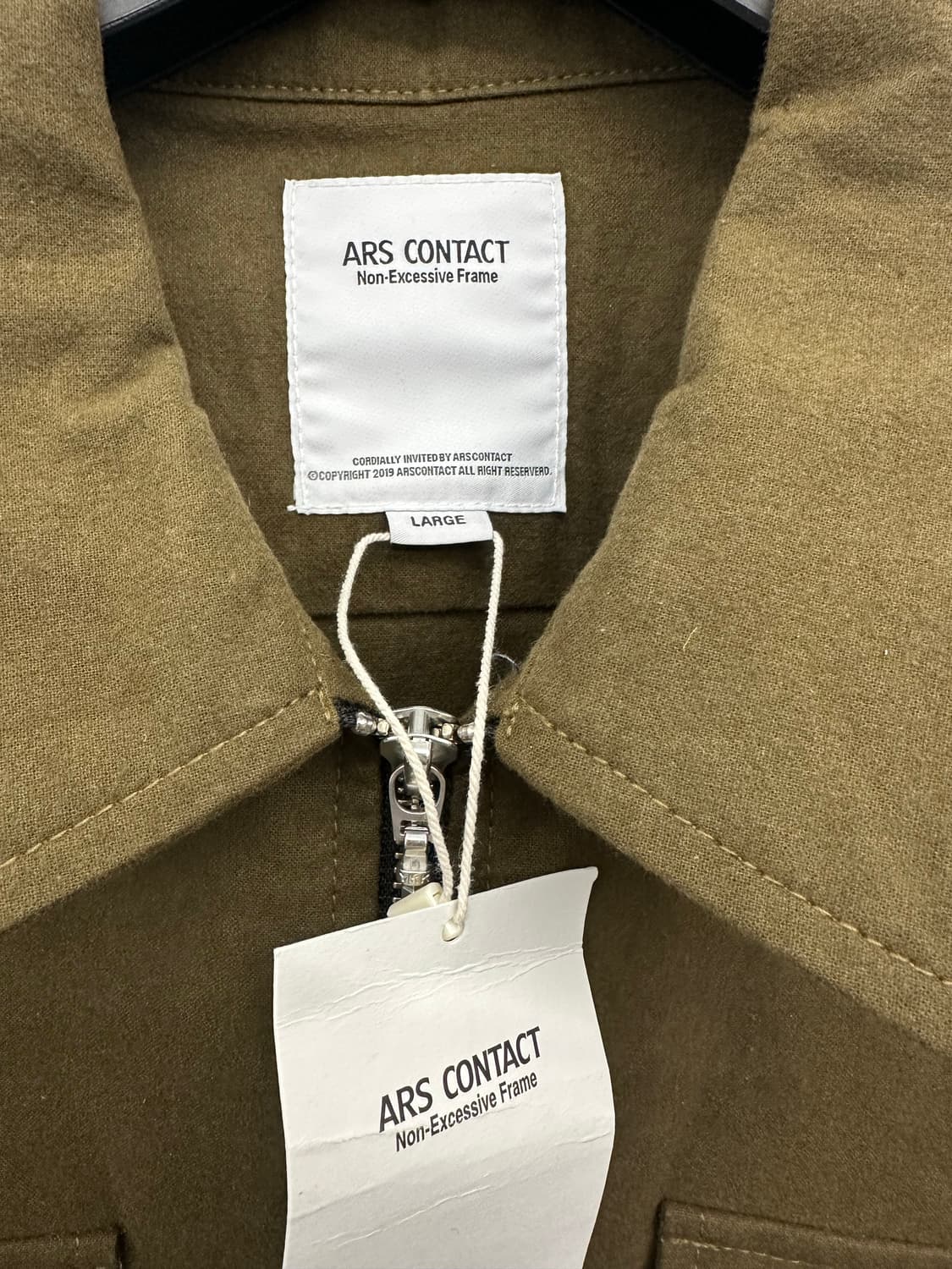 아르스 콘택트 ZIPUP SHIRTS(카키) 상품이미지5