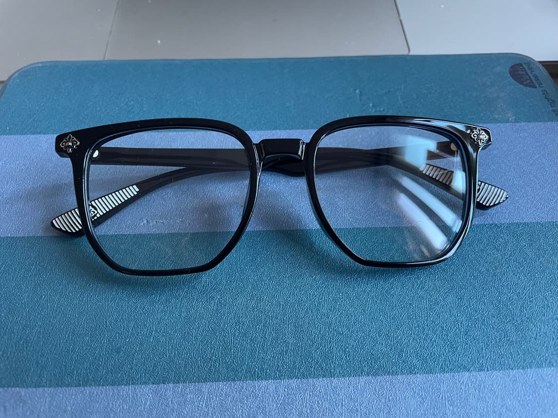 스퀘어 뿔테 안경 상품이미지2