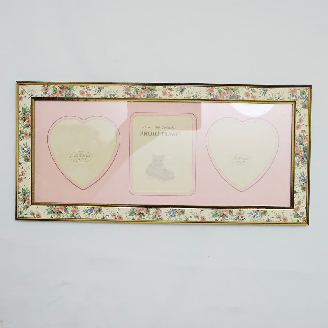 빈티지 플로랄 하트 고양이 액자 상품이미지1