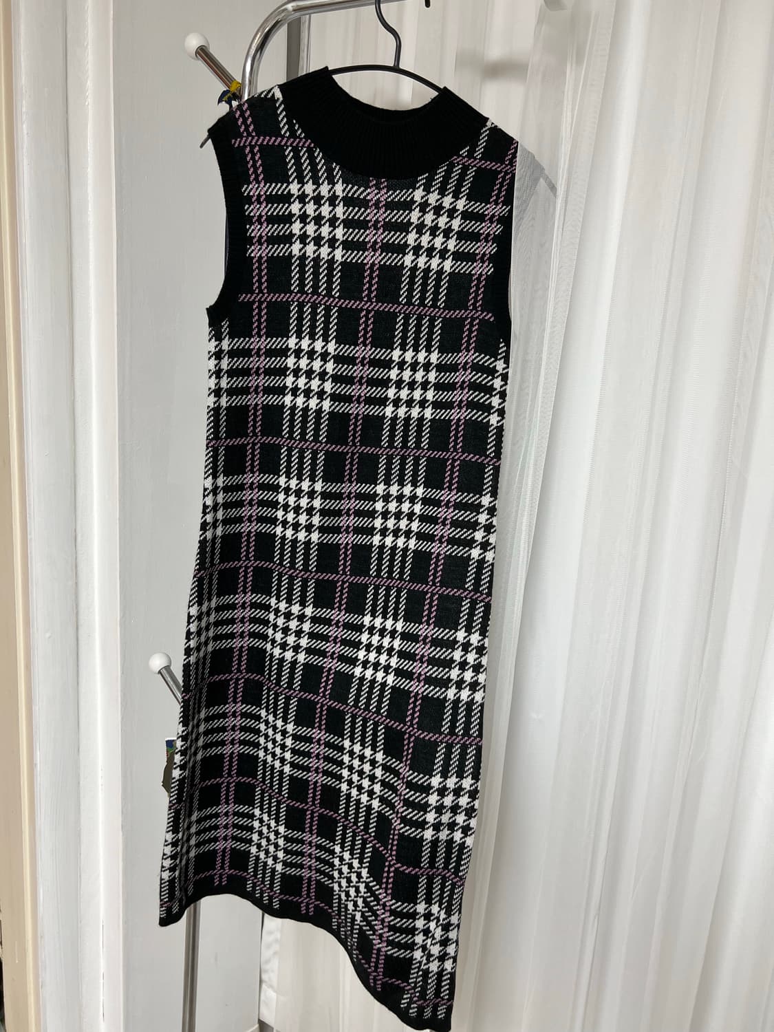 블랙 퍼플 체크 니트 롱 원피스 상품이미지7