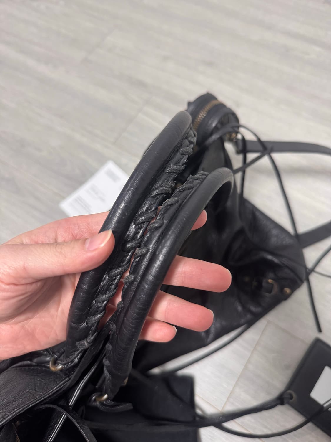 정품 발렌시아가 시티백 미듐 블랙 상태 S급 상품이미지7